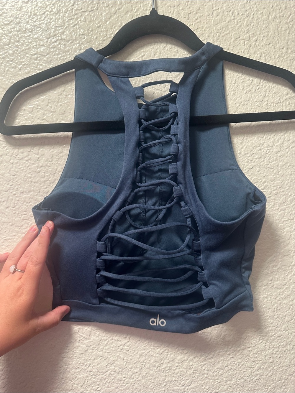 Alo Yoga Strappy Back Sports Bra